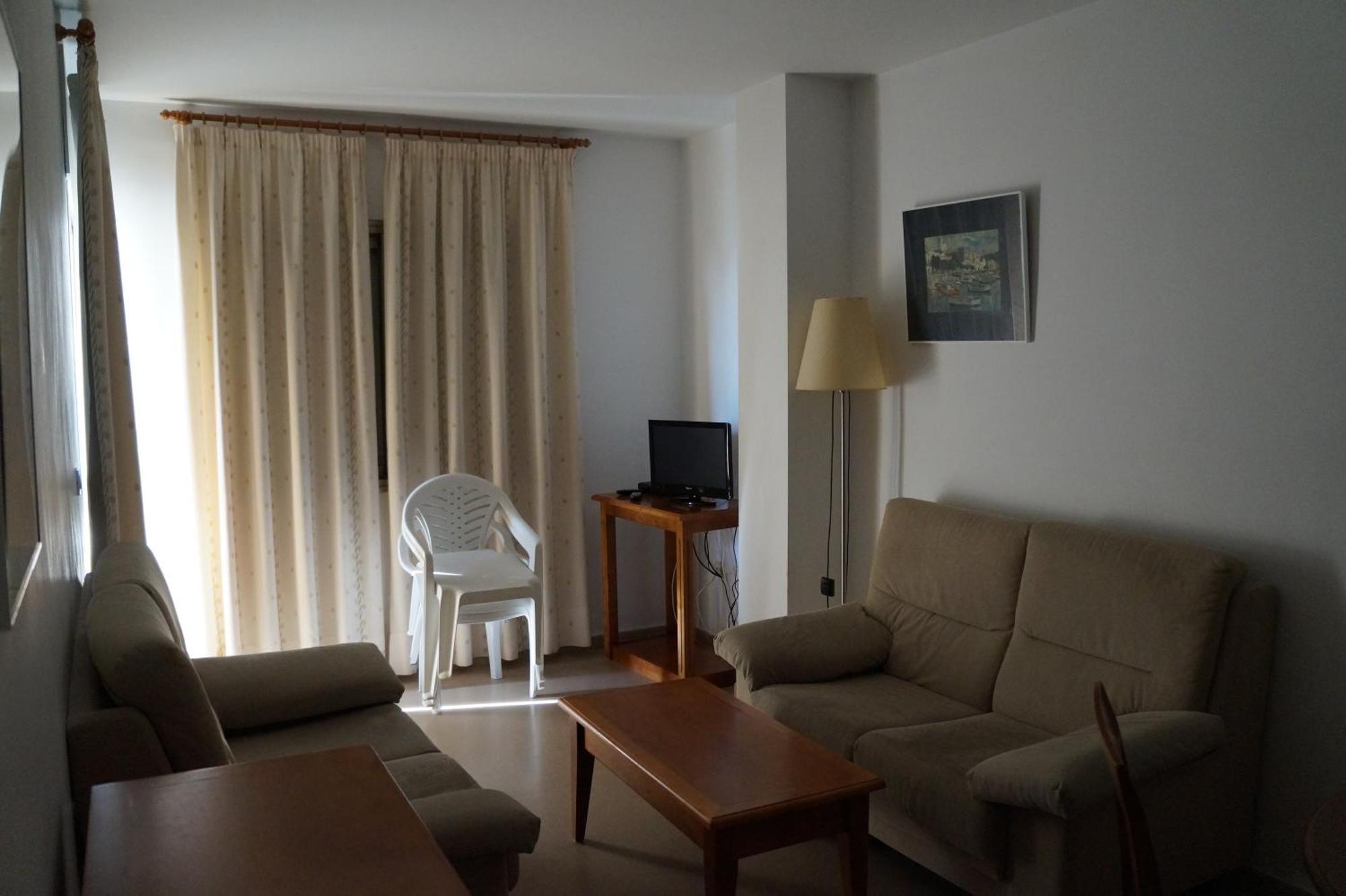 Apartamentos Proamar Torre Del Mar Exteriör bild