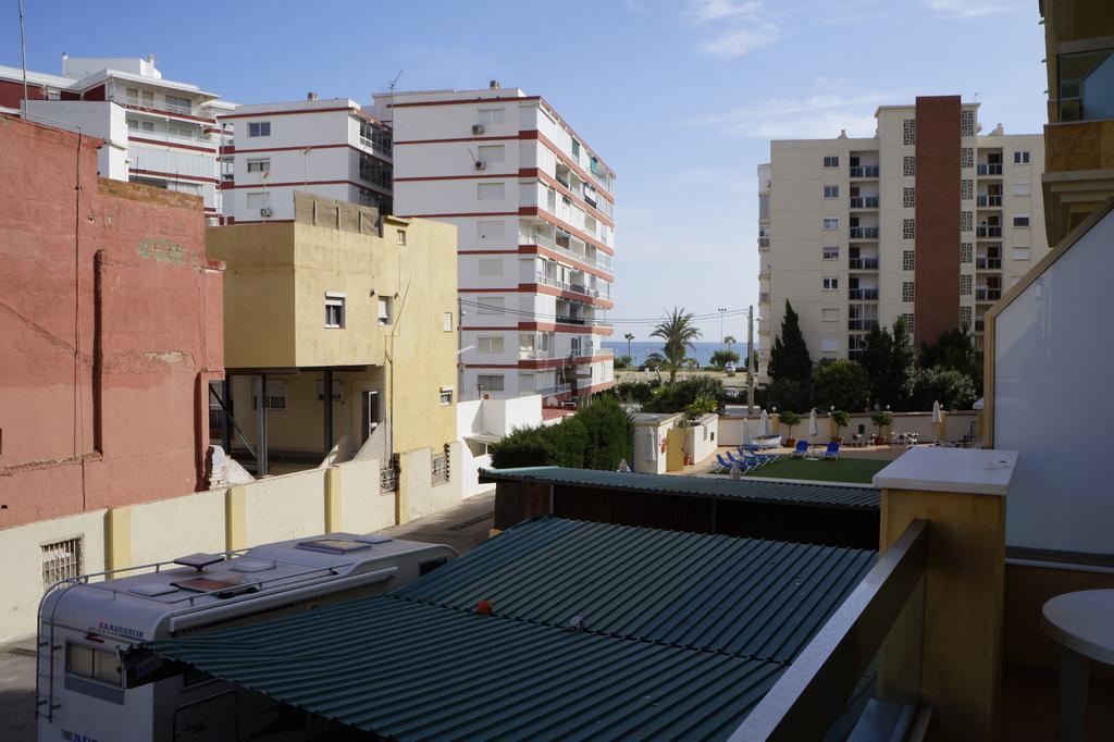 Apartamentos Proamar Torre Del Mar Exteriör bild